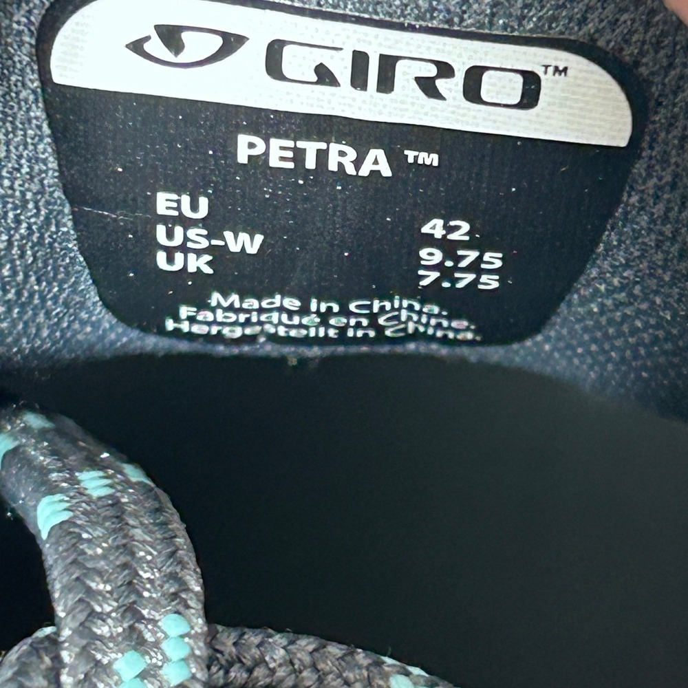 Giro Petra MTB Mountain Bike Womens Gray Teal Cycling Shoes - Size 9.75 & 42 EUR - Picture 12 of 12